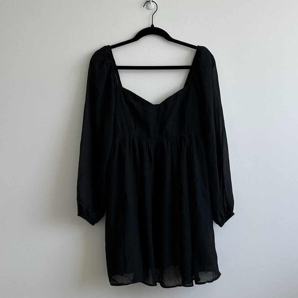 NWT Abercrombie & Fitch Long Sleeve Babydoll Mini Dress with Sweetheart Necklace